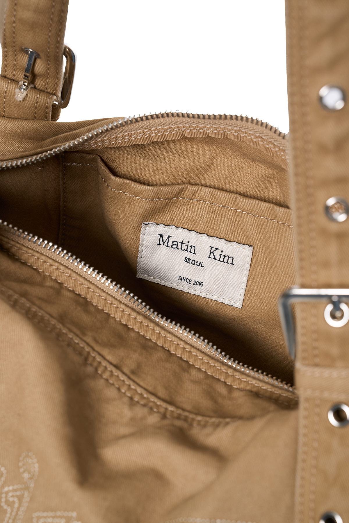 韓國選物🇰🇷 Matin Kim Vintage Washed Cotton Duffel Bag 復古水洗棉質圓筒袋［街頭復古感 質感隨性搭！］