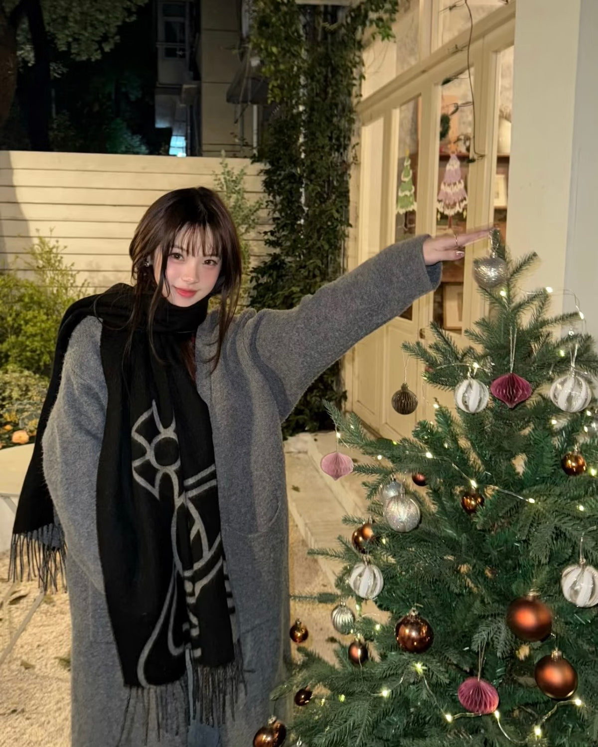 Vivienne Westwood Reversible ORB Logo Scarf 大尺寸雙面頸巾 (100% wool) [2026最新顏色上架! 多造型可當披肩超親膚]