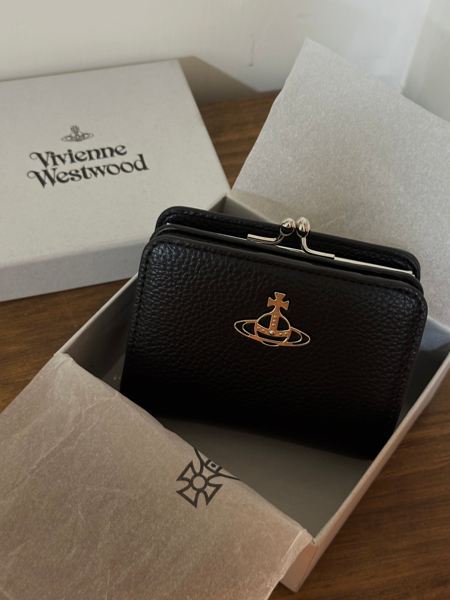 Vivienne Westwood Frame Pocket Wallet 黑銀荔枝皮［超罕有只有一個現貨!］