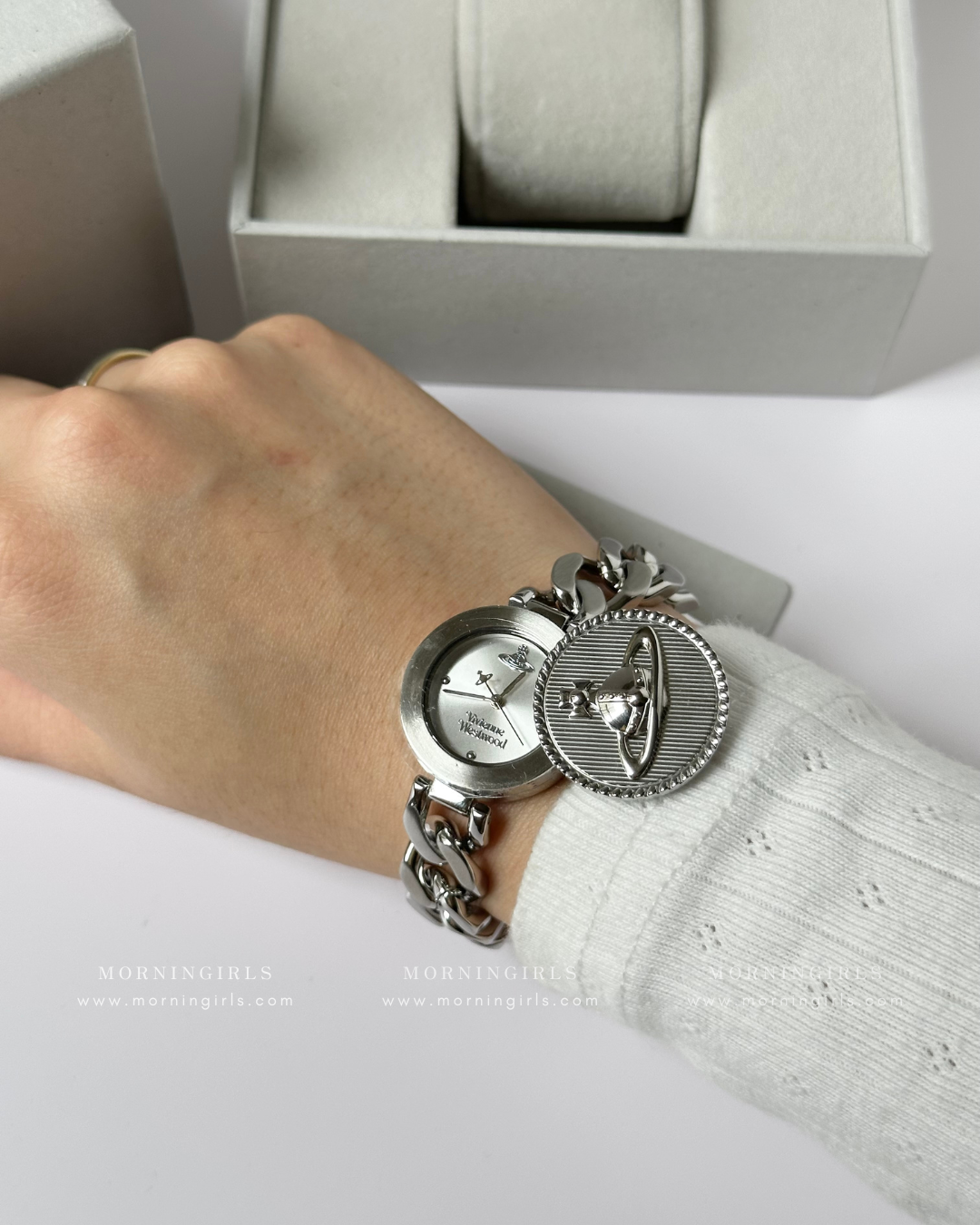 Vivienne Westwood Orb Button Watch 滑蓋手錶 [古巴鏈Vintage復古感 下一批預訂正式開放名額]
