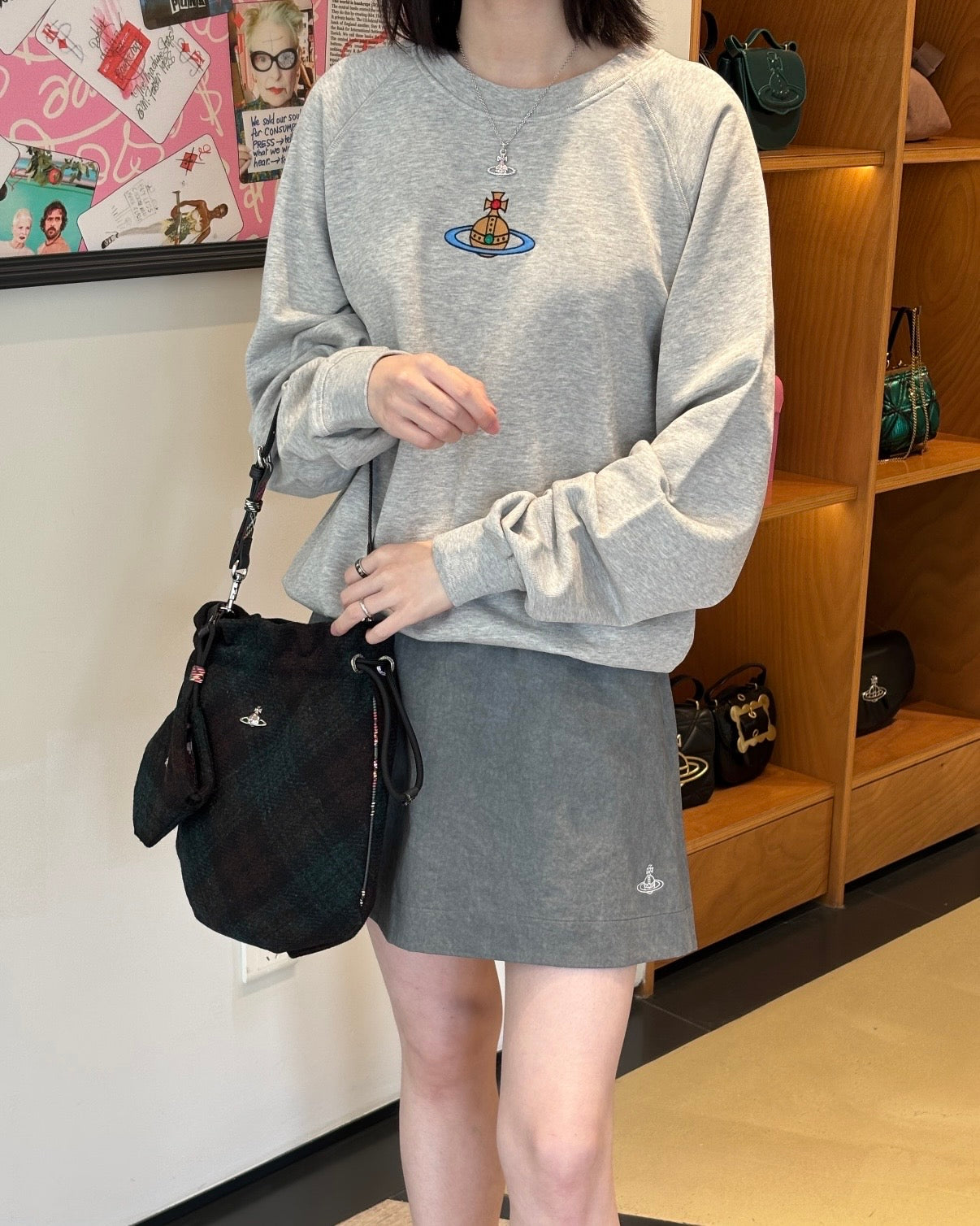 Vivienne Westwood Drawstring Shoulder Bag 暗花束繩袋 [38女神節優惠]