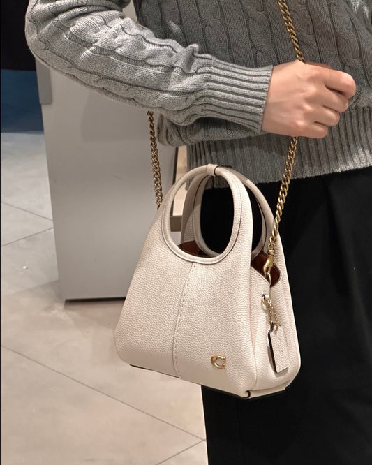Coach Lana 19［最新上架小尺寸手提袋］