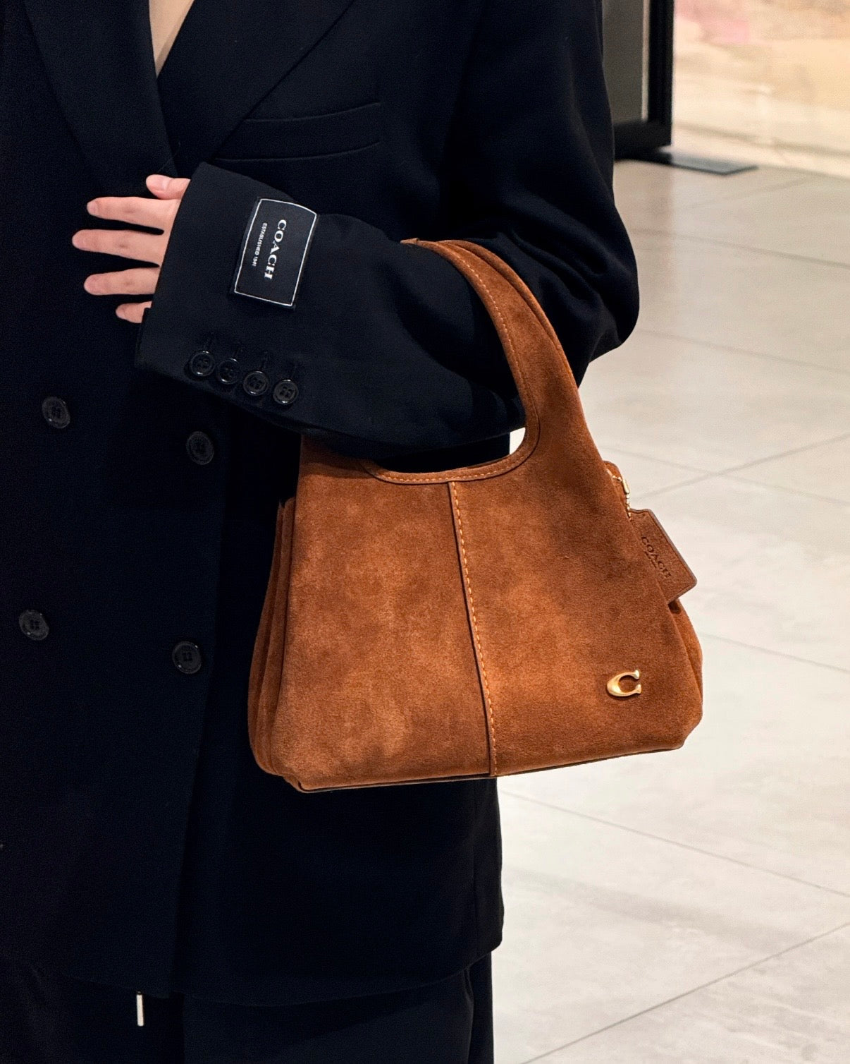 Coach Lana 23 連可拆卸式長肩帶 多孔調節長度［超可愛手提袋］