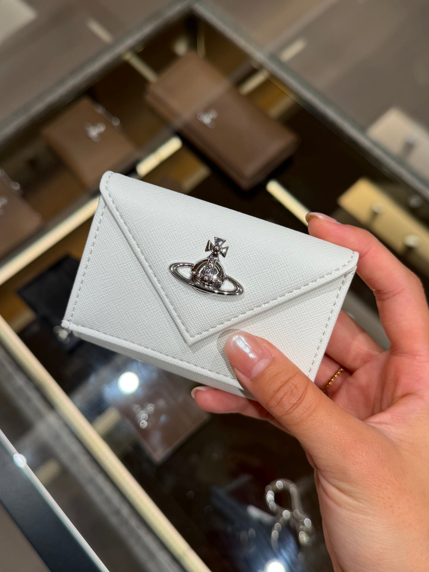 Vivienne Westwood Envelope Mini Wallet [Recommended for Double 11 with extra discounts on small-sized wallets in pebbled and crocodile leather!]
