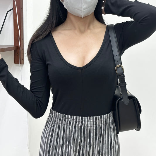 Sexy Deep V Cotton Tee [可前後穿著!!]