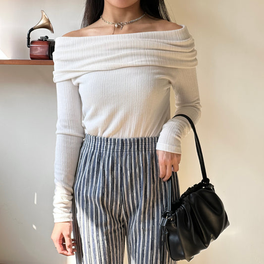 Off Shoulder Daily Top [超有彈性!!] [門市搬遷清貨限時優惠$169!]