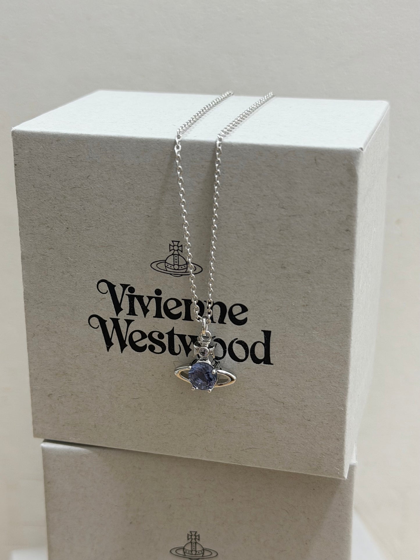 Vivienne Westwood Reina Necklace 2026最新限定薰衣草紫色 💜[低調精緻小閃鑽]