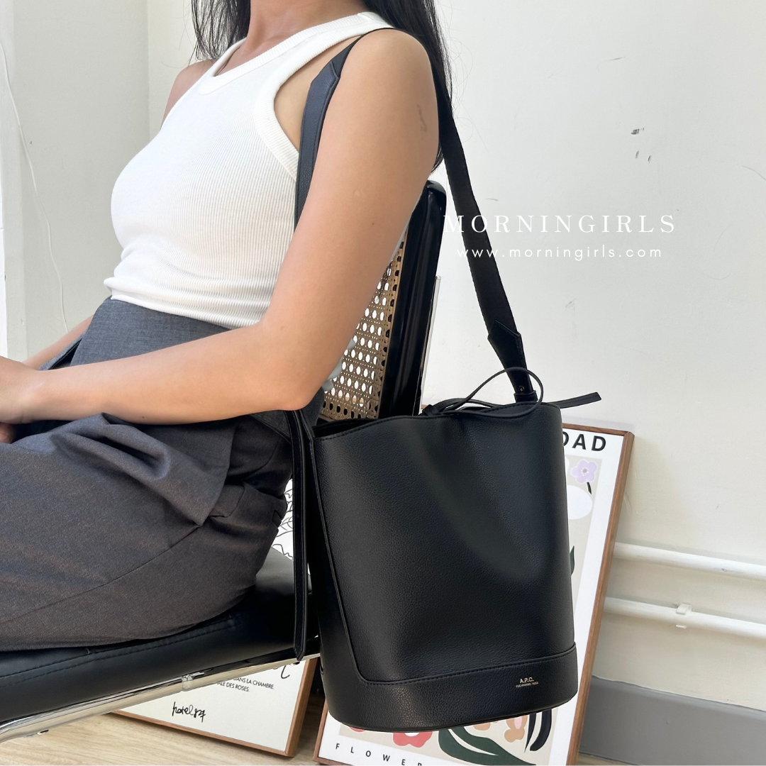 A.P.C. Ana Basket Bag  [全新系列水桶袋上架!]［黑色限時優惠中!］