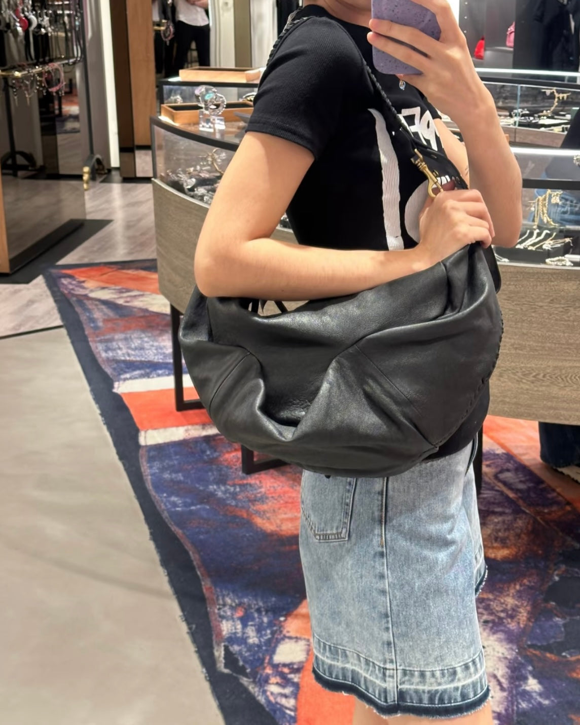 Vivienne Westwood Agnes Shoulder Bag 100%全牛皮超美牛角包［最新上架! 大推薦必入手Lemaire平替版 已自留!］