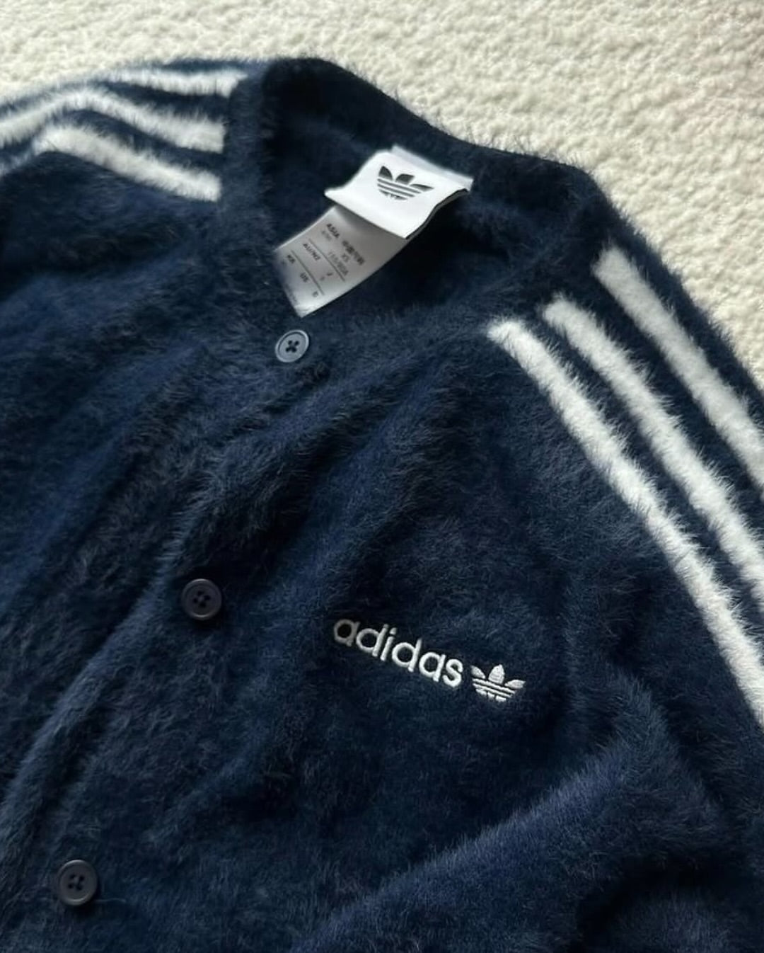 Adidas Originals 3-Stripes Knit Cardigan 超柔軟親膚毛毛外套 海軍藍 [超小量貨 海外限定]