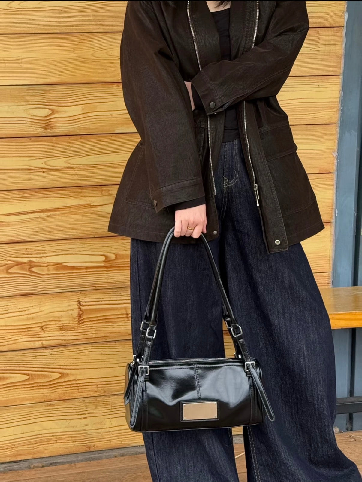 Matin Kim Buckle Strap Shoulder Bag 韓國選物🇰🇷皮帶扣圓筒單肩袋［個性街頭風］