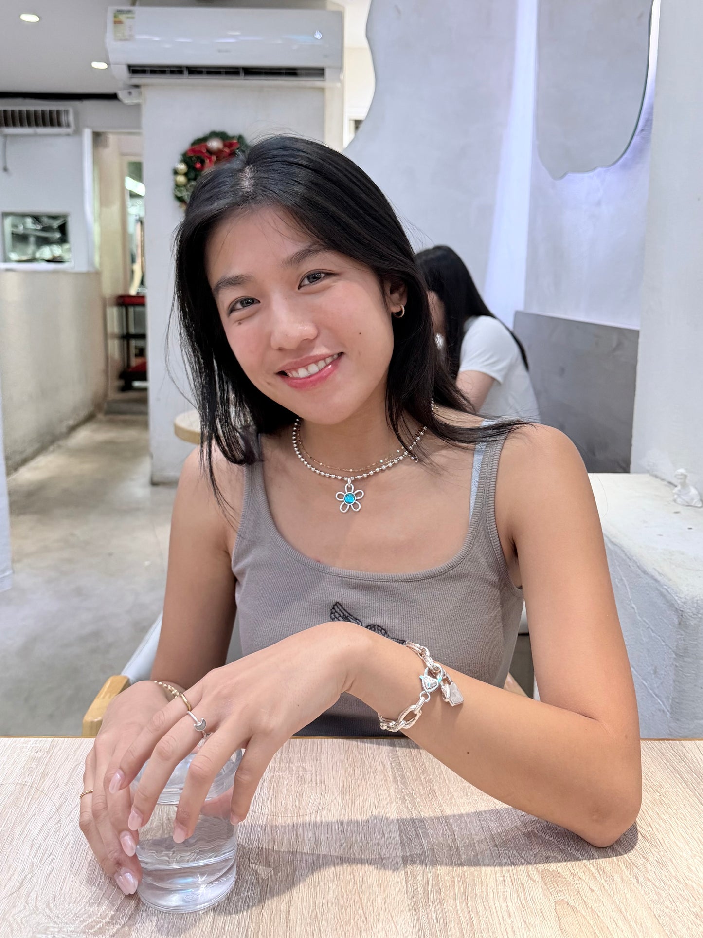 Otro Accesorio 西班牙手工飾物 - Ball Ball Flower Necklace［NEW ITEM! 門市已售出多條］