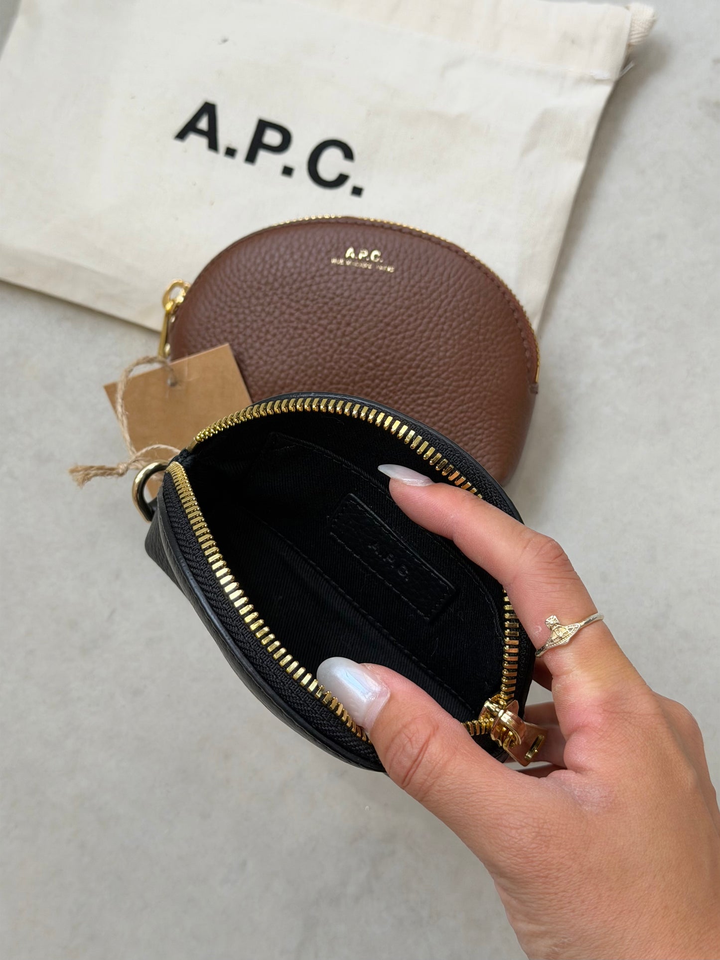 A.P.C. Neige coin purse  [2026最新上架 簡約法式荔枝紋零錢包]