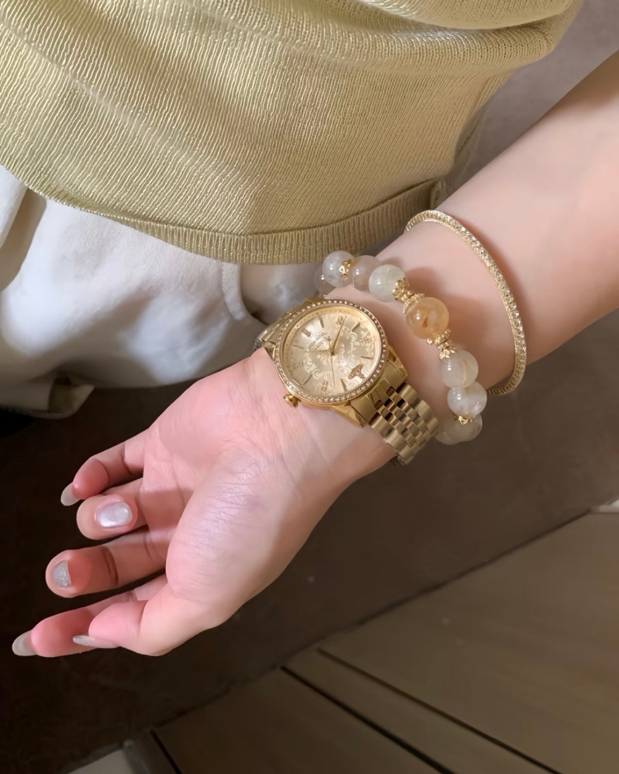 Vivienne Westwood Wallace Watch 32mm  [絕美霧灰藍浮雕超便宜預訂優惠中 旺角門市有實物看]