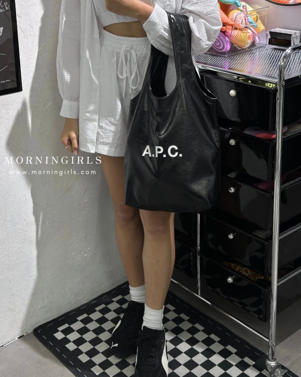 A.P.C. Ninon Tote Bag [SMALL]［年尾感謝祭進行中! 原版黑&漆皮黑限時一星期低至$1298再免運費!］