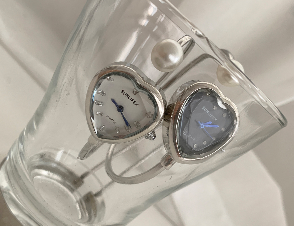 韓國選物🇰🇷 Grumpy Stuff Pearl Heart Bangle Watch