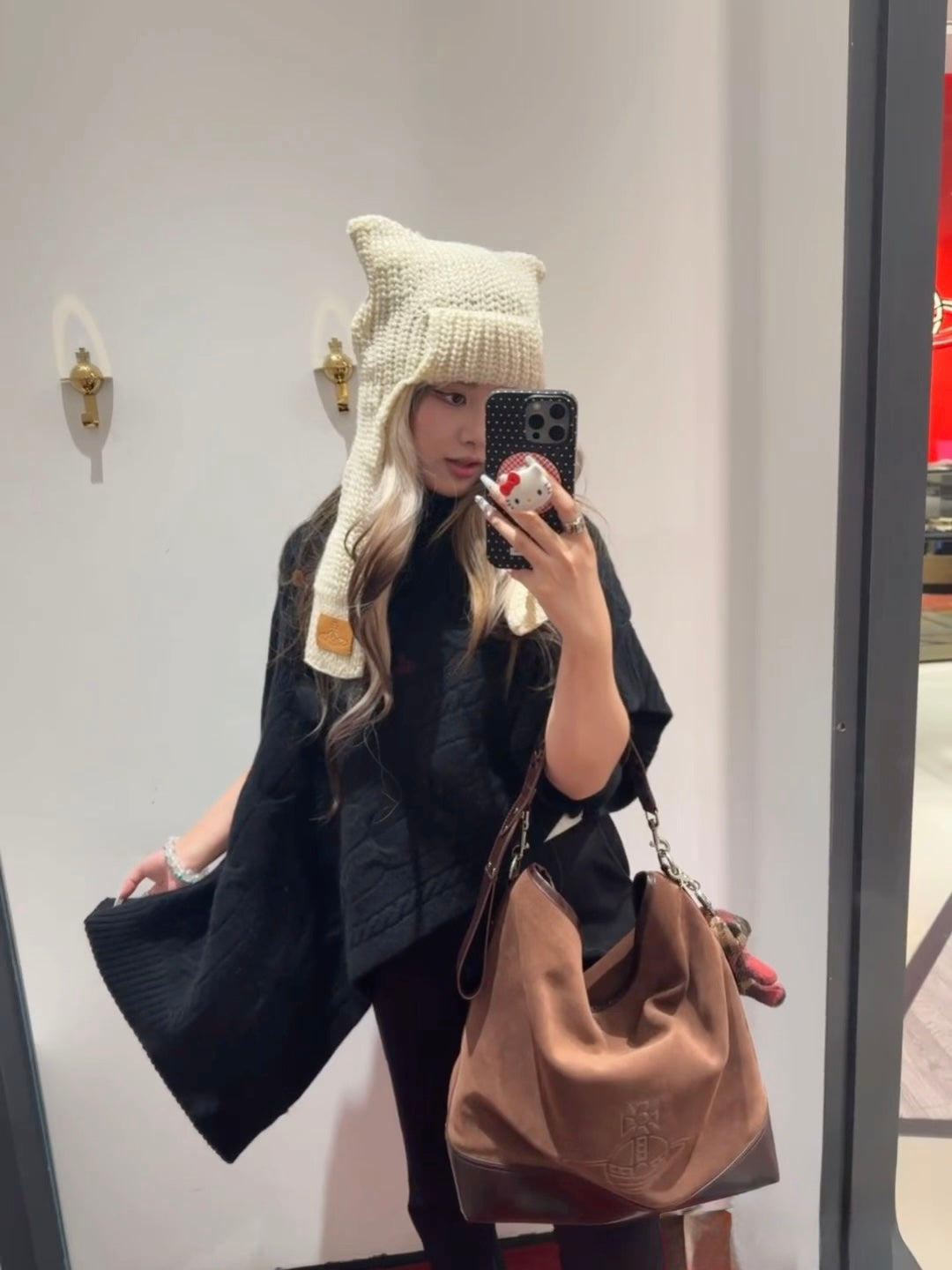 Vivienne Westwood Nancy Hobo Bag 秋冬必備猄皮[已停產超大容量流浪袋
