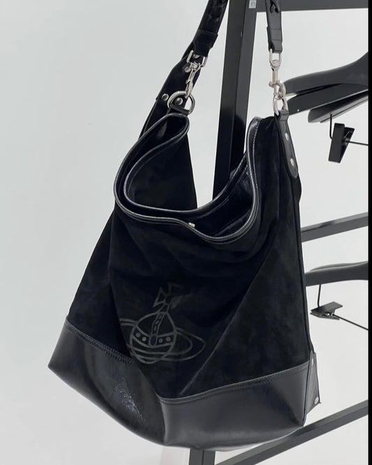 Vivienne Westwood Nancy Hobo Bag 超大容量流浪袋