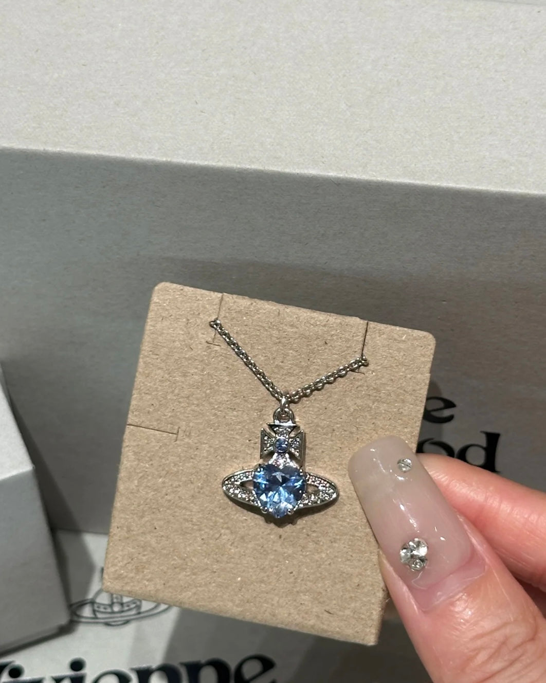 Vivienne Westwood Ariella 閃鑽愛心最新天空藍［貨量超小建議提早預訂］