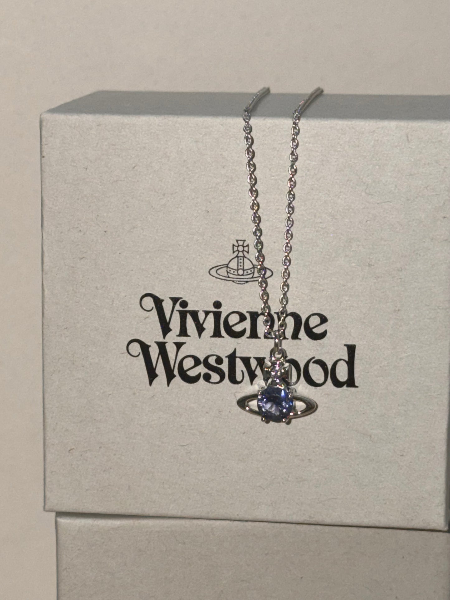 Vivienne Westwood Reina Necklace 2026最新限定薰衣草紫色 💜[低調精緻小閃鑽]