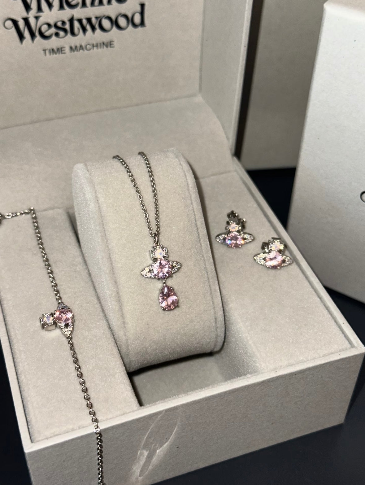 Vivienne Westwood Ismene Necklace [超美粉鑽人魚眼淚系列