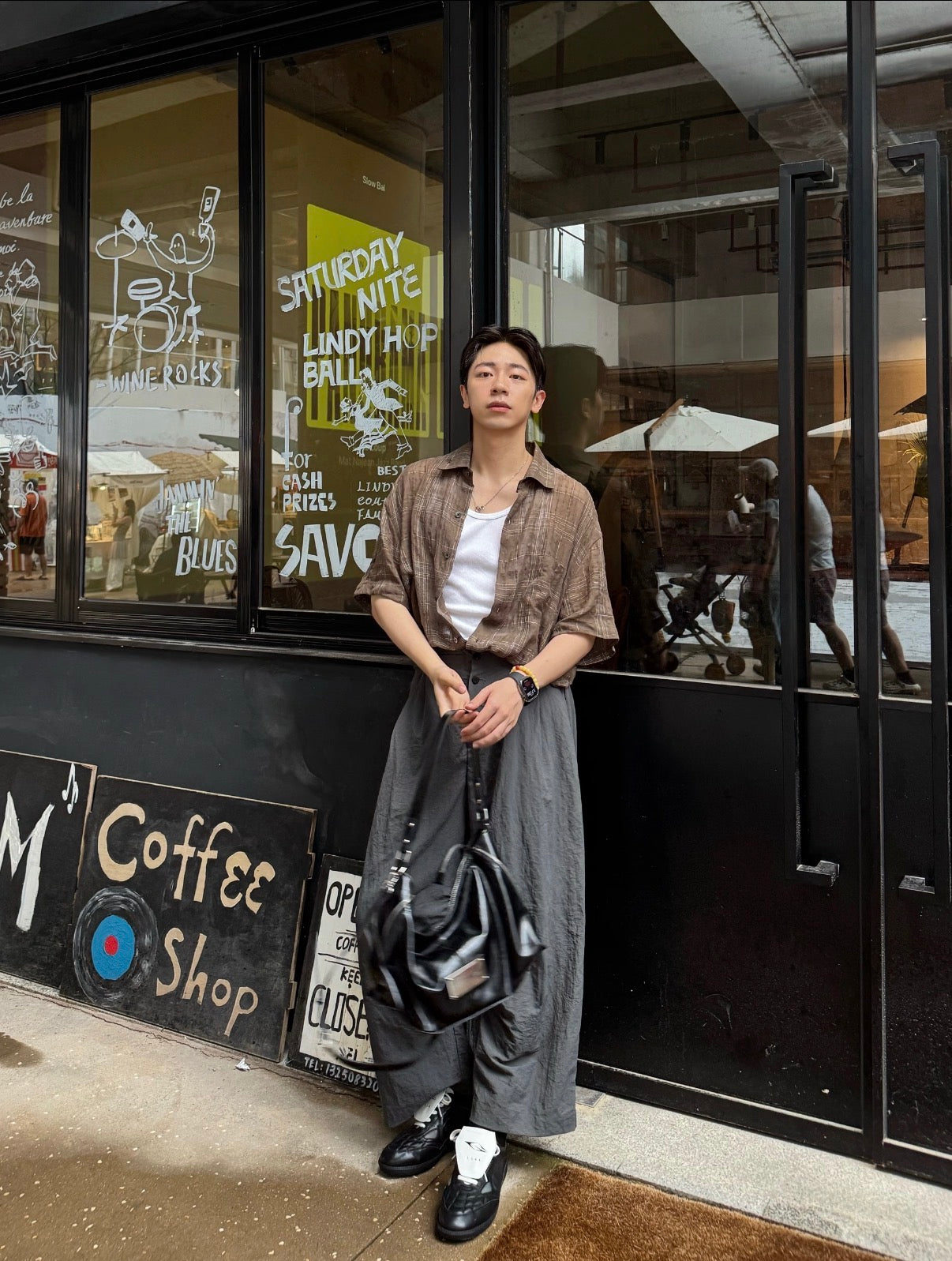 Matin Kim Side Zipper Shoulder Bag LARGE 韓國選物🇰🇷側鍊飾帶單肩大流浪袋［防刮耐用 超熱賣復古中性風］