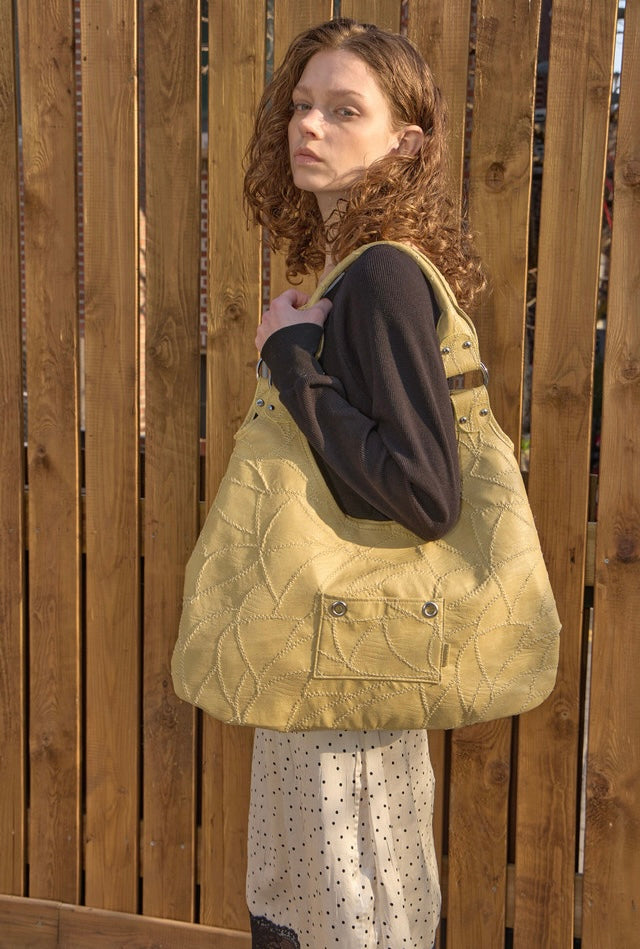 Leterie Stitch Reversible Maron Shoulder Bag 最新韓國選物🇰🇷刺繡波點兩用洞洞扣半月袋［Made In Korea🇰🇷可雙面兩用 肩帶可調節上膊斜揹OK!］