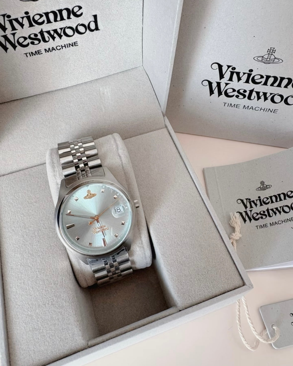 Vivienne Westwood Silver & Blue Watch 冰川藍 [專櫃超熱賣款! 正式上架開始接受預訂!]