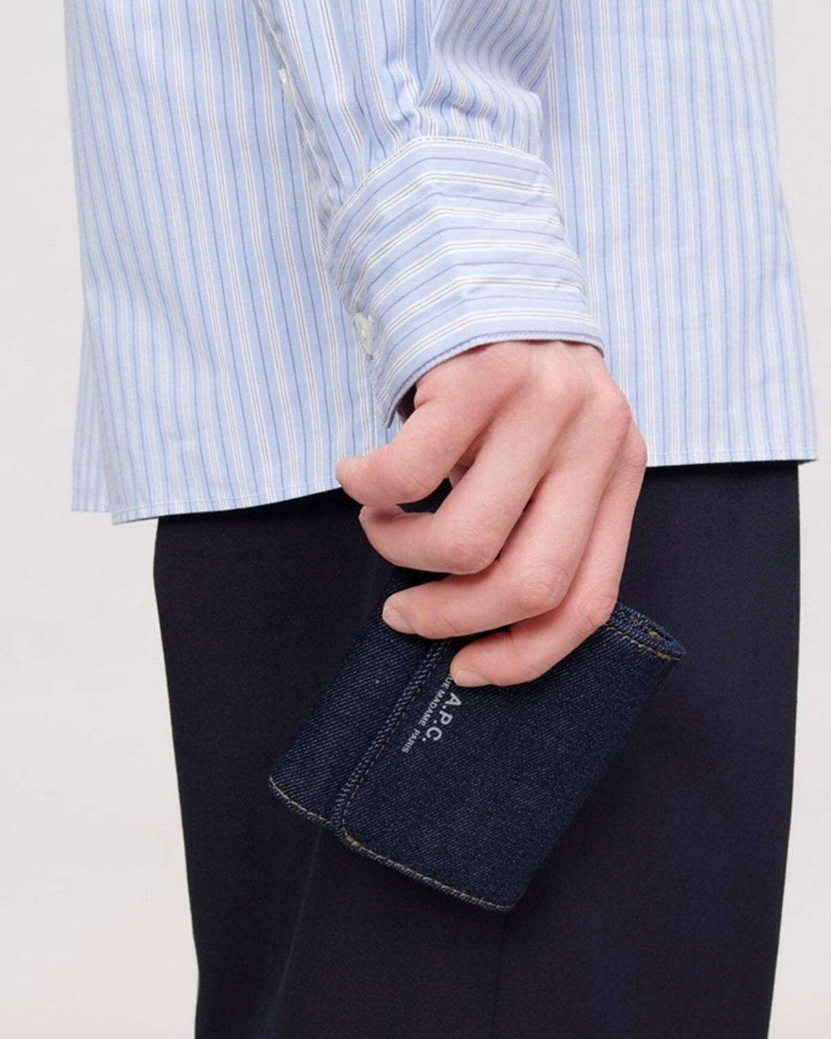 A.P.C. Denim Trifold Wallet [法式簡約牛仔銀包新品優惠中👖]