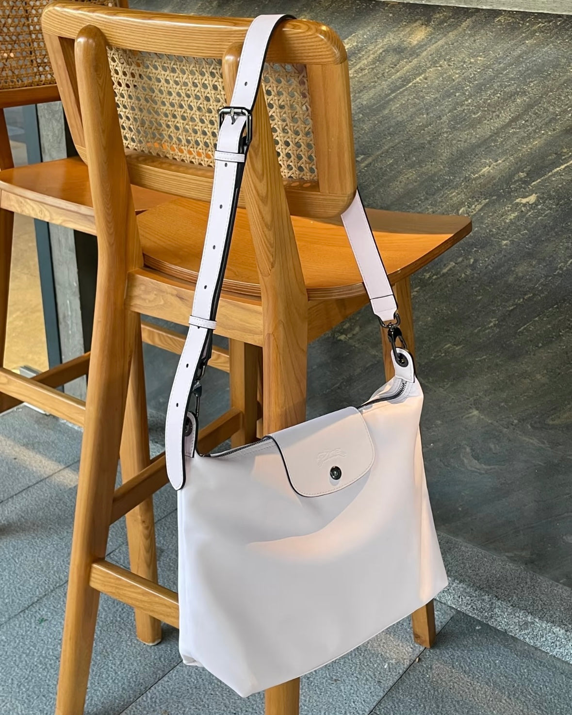 LONGCHAMP Le Pliage Xtra M Hobo Bag 真皮系列［最熱賣!］