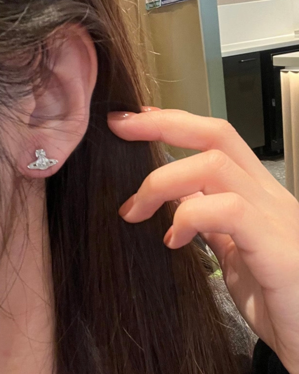 Vivienne Westwood Oslo Earrings (925 Sterling Silver) [New Arrival