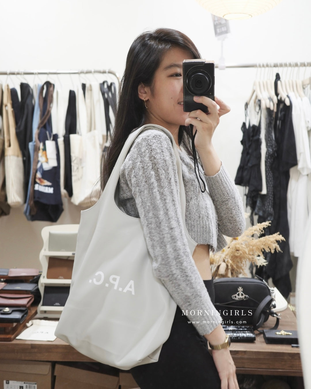 『新品半額』A.P.C NINON TOTE SMALL A.P.C. Small Ninon Tote Bag | Blue | FARFETCH