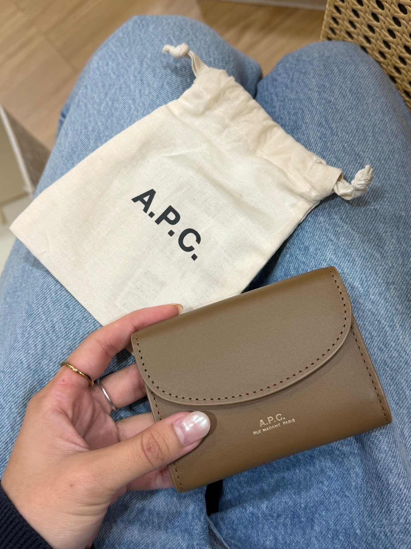 APC Geneve Cardholder [Long-term best-selling style!]