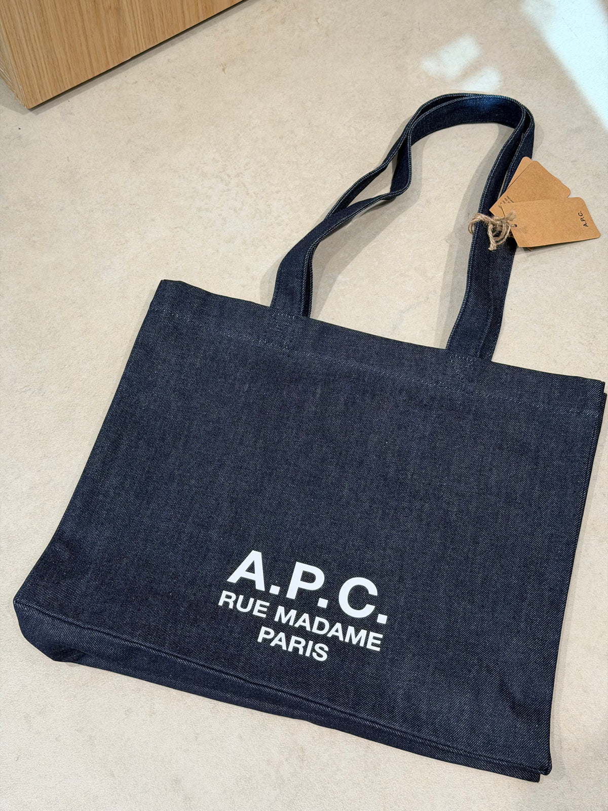 A.P.C.  Run Madame Paris Denim Tote Bag 經典牛仔 [2026年最新上架]