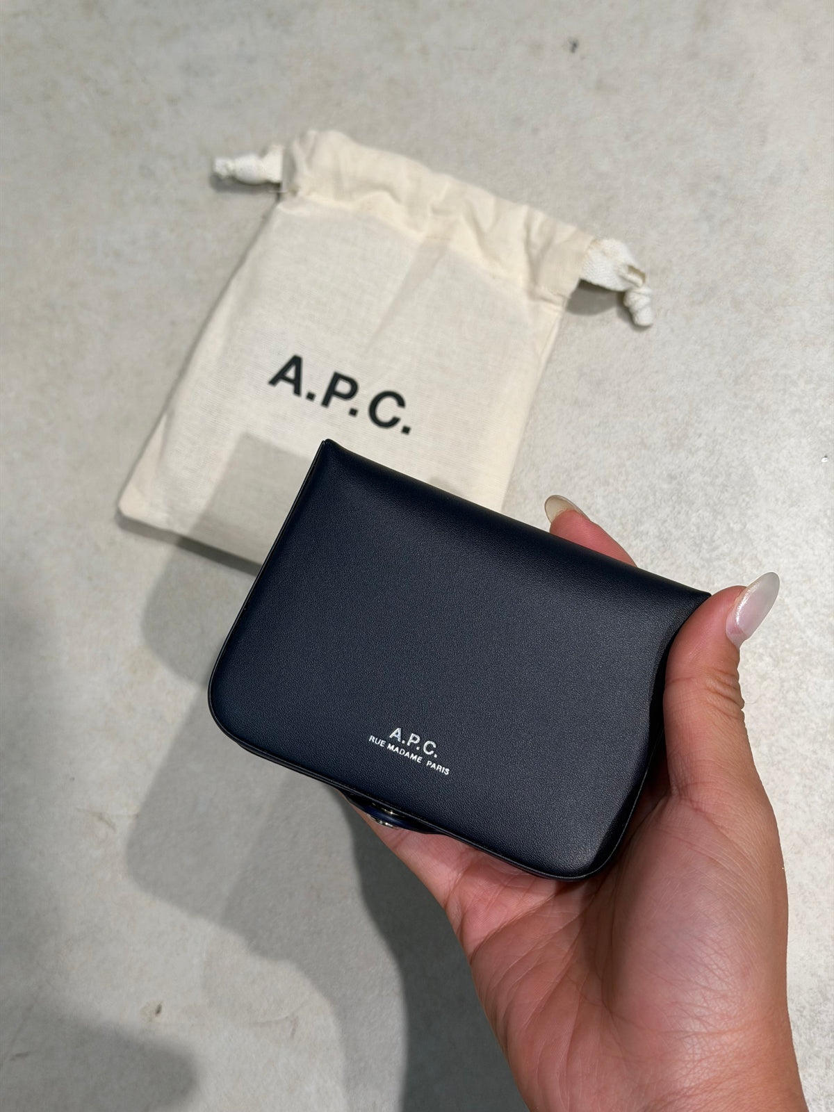A.P.C. Josh Wallet 盒子銀包  [黑色優惠中 銷量第一♡中性款式男女適用]