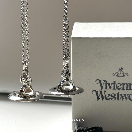 Vivienne Westwood ORB Pendant Crystal Necklace [MEDIUM]