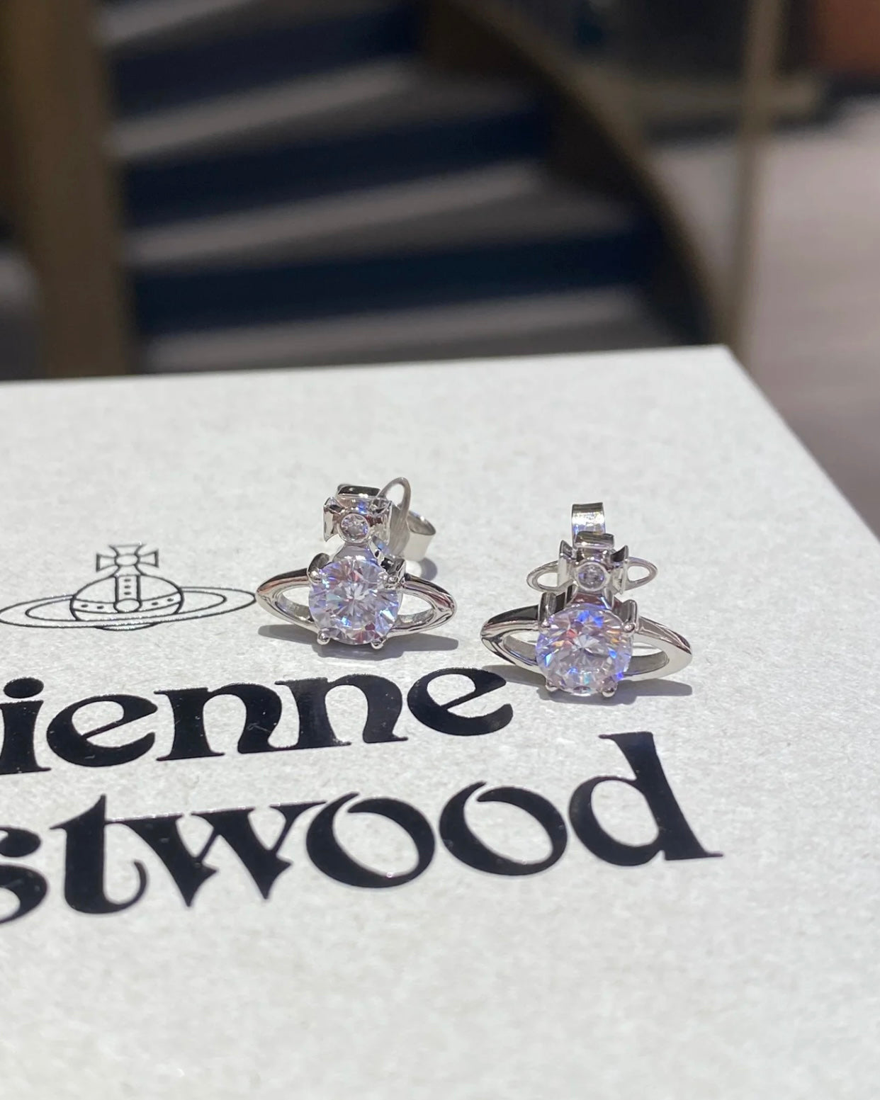 Vivienne Westwood Reina 低調精緻小鑽系列 [頸鏈手鏈耳環全套上架]