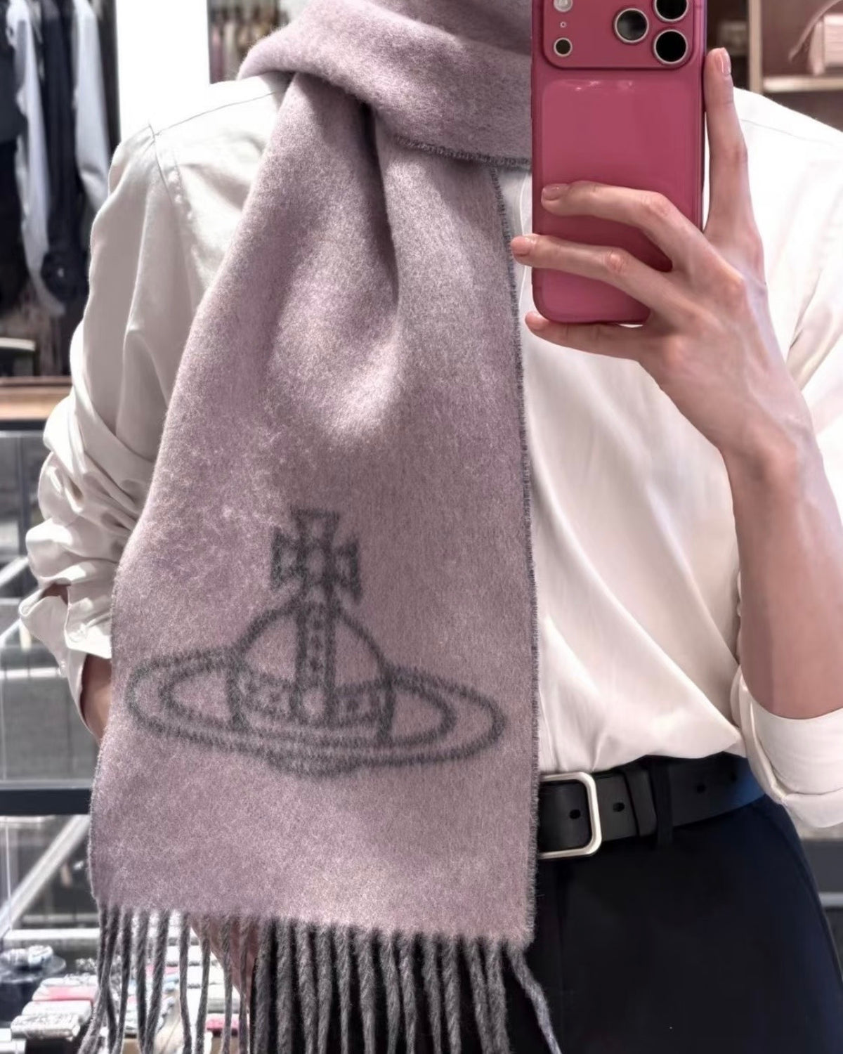 Vivienne Westwood Double ORB Logo Scarf (100% wool) 超熱賣2026限定灰粉紅 [今季必收 意大利製 現貨即將到港!]