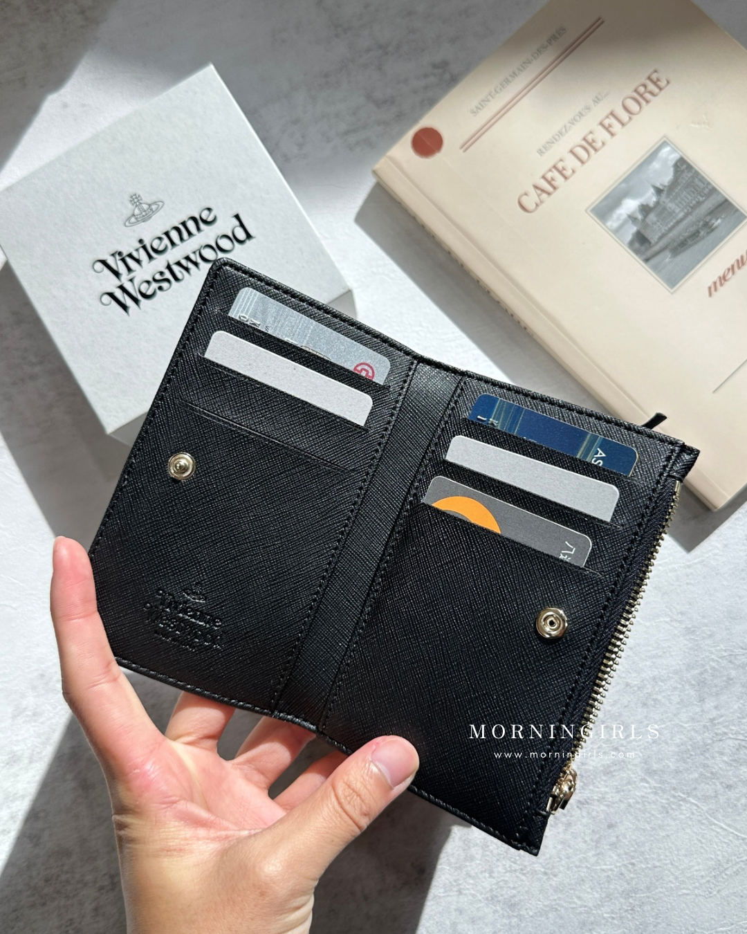 Vivienne Westwood Slim Flap Card Holder 黑金十字紋 [性價比超高!]