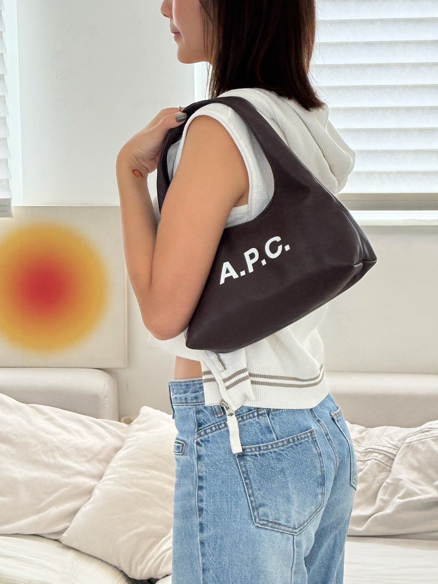 A.P.C. Baby Ninon Shoulder Bag［最新上架! 超可愛腋下袋!］