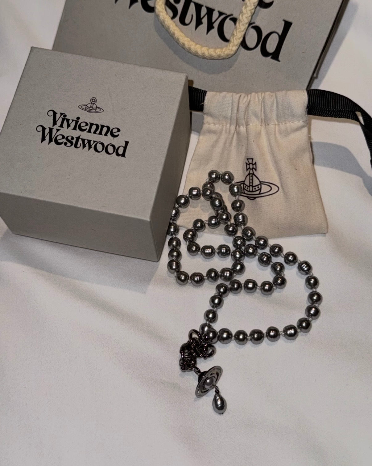 Vivienne Westwood Aleksa Pearl Choker Necklace 巴洛克水滴珍珠限量灰色［大折扣中 限量現貨優惠完售即止! NANA同款 絕美小暗黑灰!]