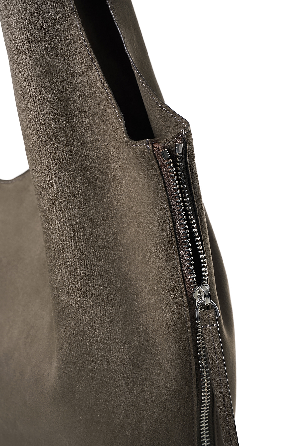 最新韓國選物🇰🇷 Matin Kim Side Zip Suede Shoulder Bag 側拉鍊麂皮流蘇單肩袋￼［復古麂皮 簡約大容量！］