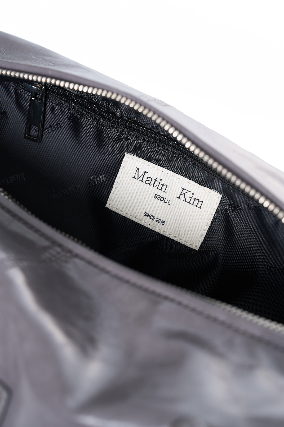 韓國選物🇰🇷Matin Kim Matin Soft Form Bowling Bag 復古軟皮保齡球袋［成熟復古感！］