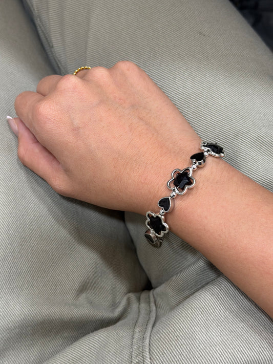 Otro Accesorio 西班牙手工飾物 - Black Flower & Star Layered Heart Bracelet