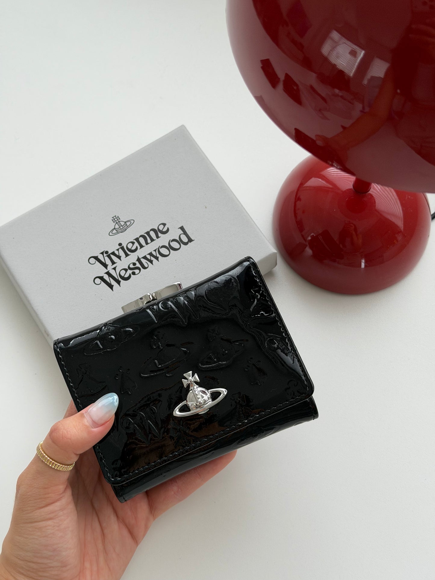 Vivienne Westwood 型格星球壓紋系列 日本限定 [日本直送]