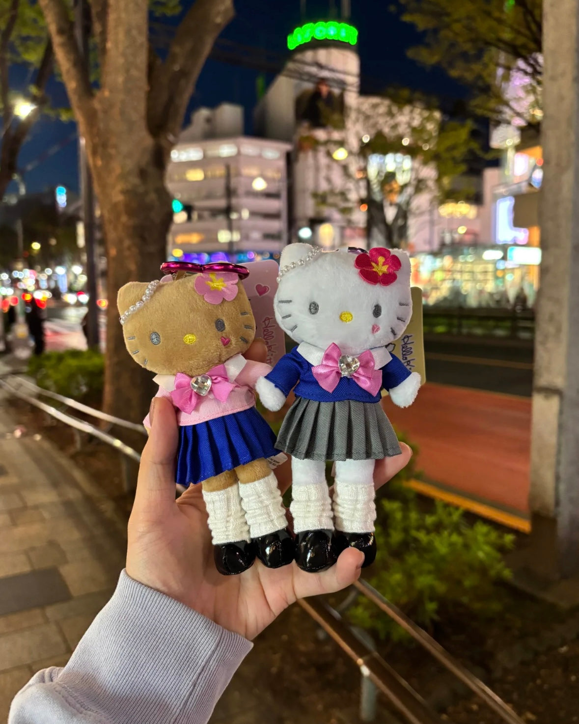 長腿 Hello Kitty 掛飾 𝜗𝜚 [大量現貨到達⋆˙⟡日本限定!可到旺角門市取貨]