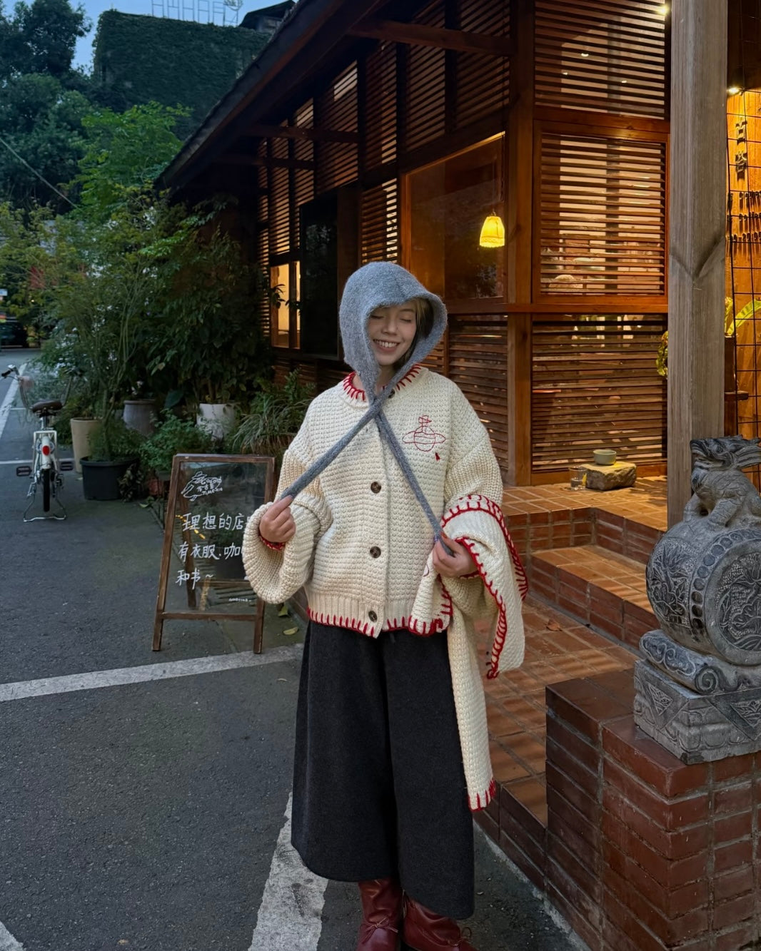 Vivienne Westwood 2025最新日本限定 毛衣連頸巾套裝 [日本直送!]