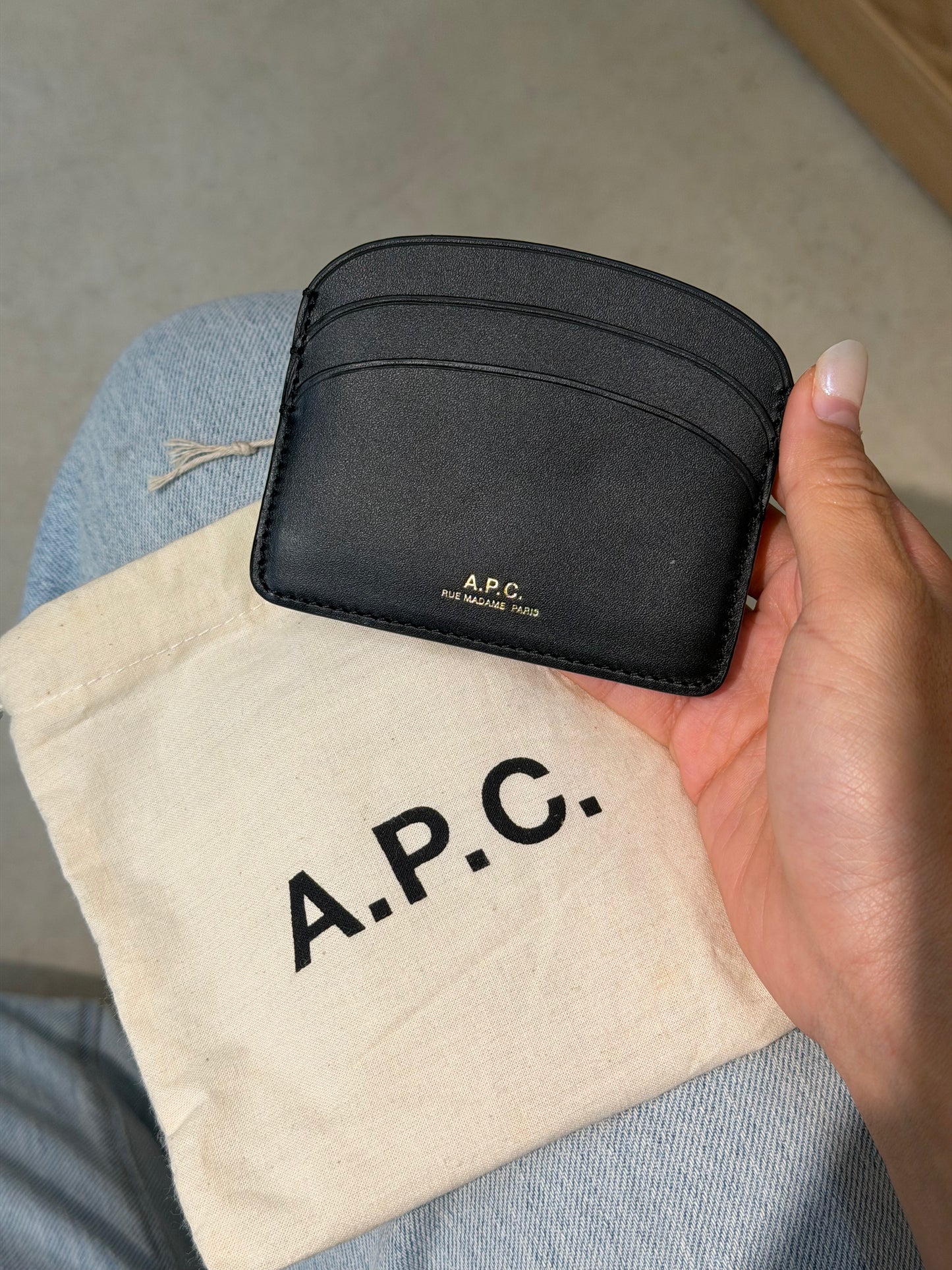 A.P.C. Demi-Lune 半月 Cardholder [多色限定優惠$899 高質牛皮十分耐用]