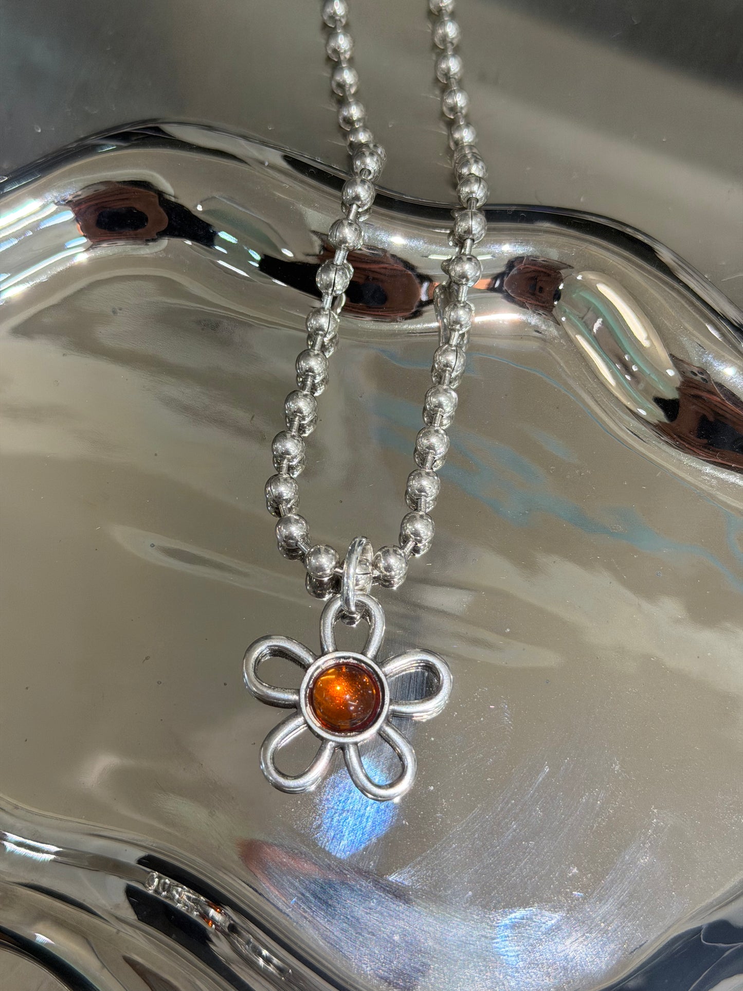 Otro Accesorio 西班牙手工飾物 - Ball Ball Flower Necklace［NEW ITEM! 門市已售出多條］