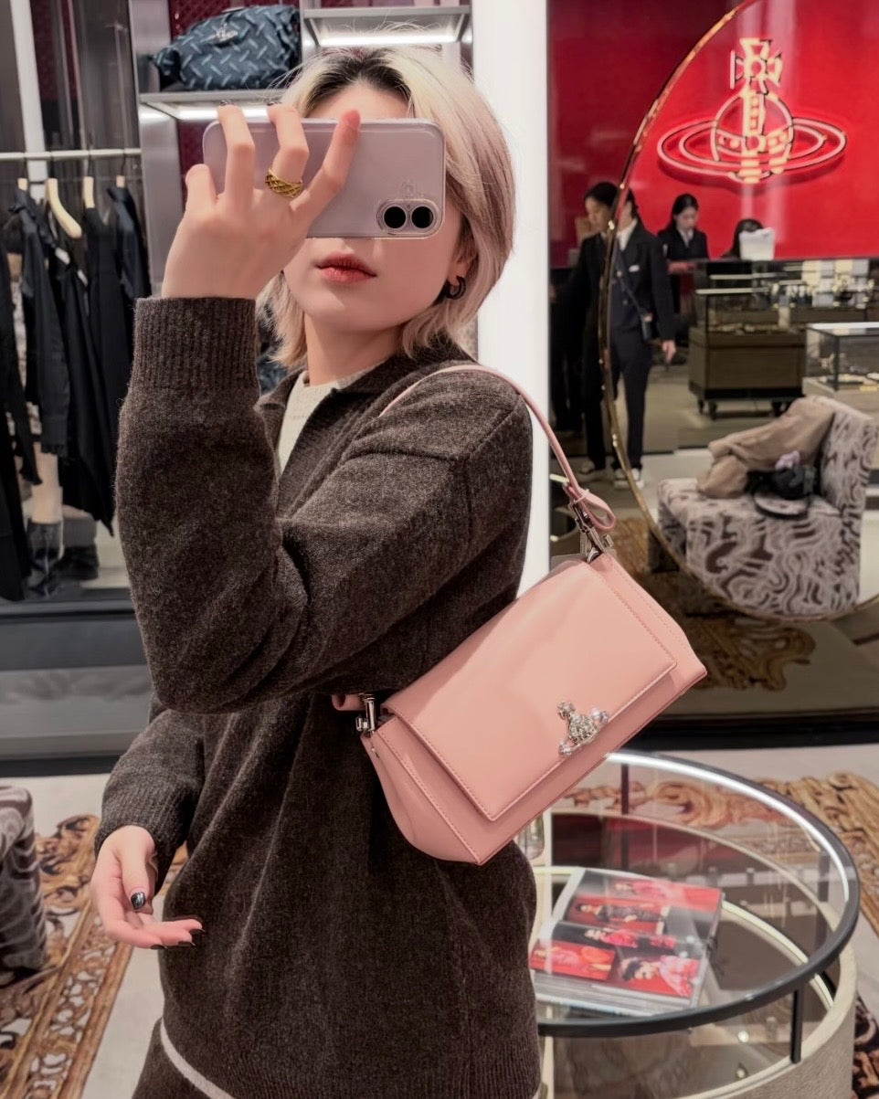 Vivienne Westwood Hazel Handbag 櫻花粉牛皮  [2026絕美限定櫻花粉!]